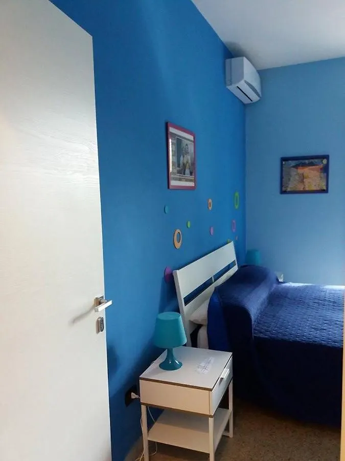 Bed & Breakfast B&B Napoli Leggendaria Italy